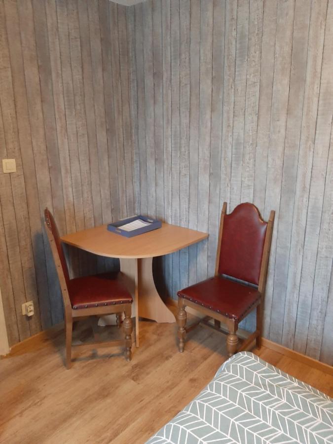 Escale Du Bourlingueur Apartment ชาร์เลอรัว ภายนอก รูปภาพ